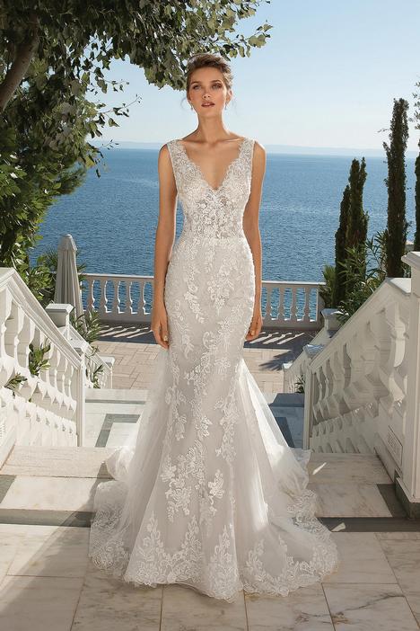  #88077 gown from the 2019 Justin Alexander collection, as seen on dressfinder.ca