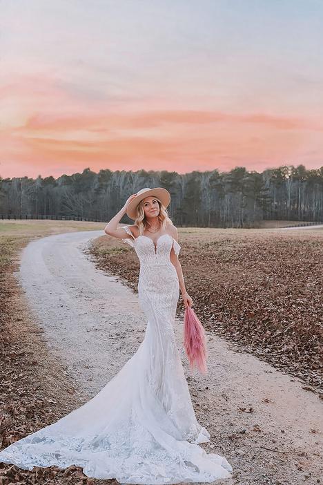  #D3308 gown from the 2021 Essense of Australia collection, as seen on dressfinder.ca