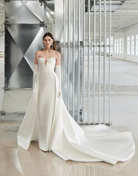 real bride — The Find Bridal Blog — The Find Bridal Outlet - Bridal Sample  Sale Boutique - Find Designer Wedding Dresses on Sale In Coral Gables, FL  :: Bridal Outlet /