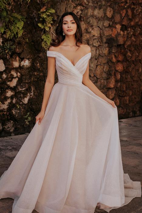  #E352 gown from the 2023 Abella collection, as seen on dressfinder.ca