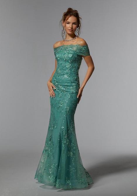  #72936 gown from the 2024 MGNY Madeline Gardner collection, as seen on dressfinder.ca