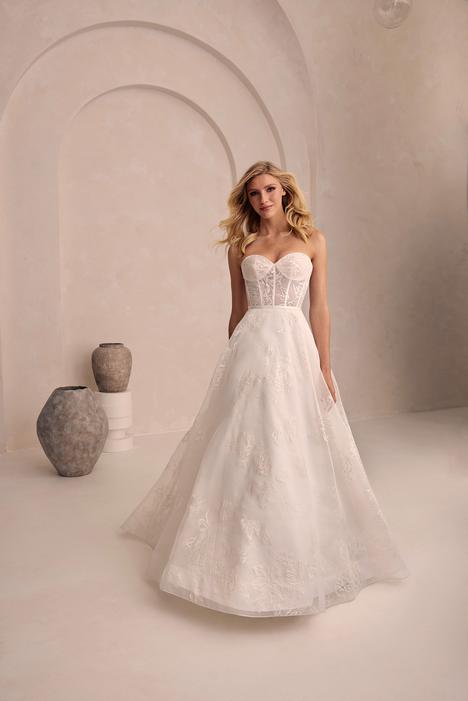  #M2507 gown from the 2024 Mikaella collection, as seen on dressfinder.ca