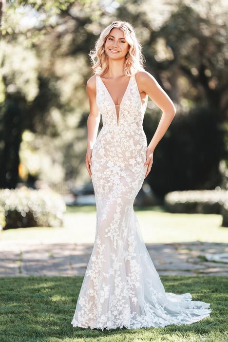  #R3760 gown from the 2024 Allure Romance collection, as seen on dressfinder.ca