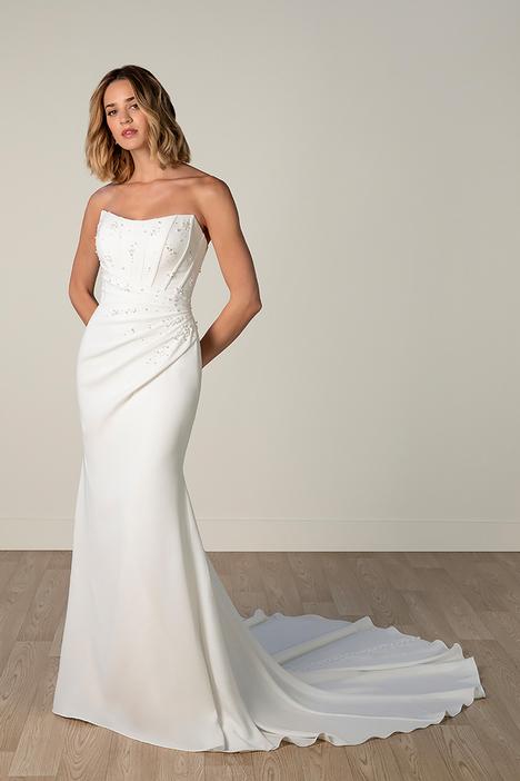  #8056 gown from the 2025 Stella York collection, as seen on dressfinder.ca