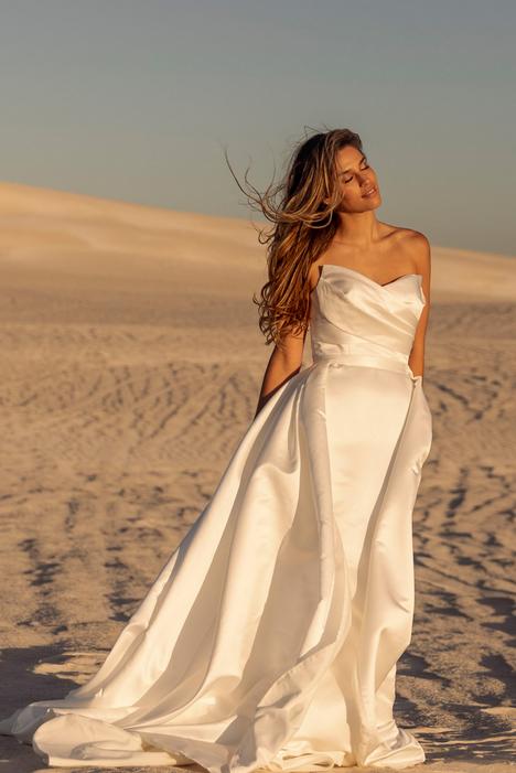 Style MS38-1Z, Liana Wedding Dress by Miss Scarlett | The Dressfinder (the US & Canada) Style MS38-1Z, Liana Wedding Dress by Miss Scarlett | The Dressfinder (the US & Canada)