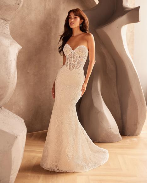  #P5127 gown from the 2025 Paloma Blanca collection, as seen on dressfinder.ca