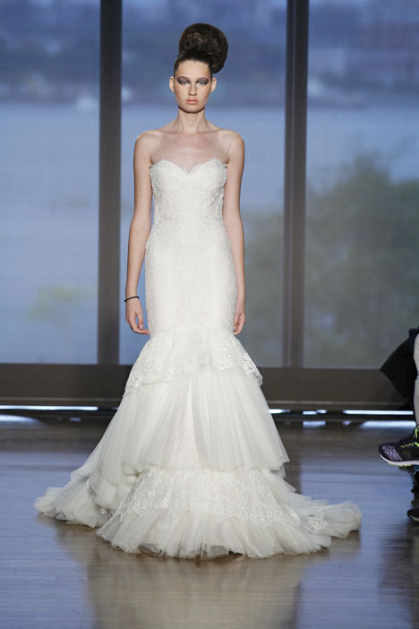 chinese dress ladies used Ines Di Santo Canto with Veil and Removable Jacket Wedding Dress