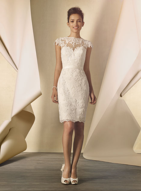 2428 Wedding Dress by Alfred Angelo | The Dressfinder (the US & Canada)