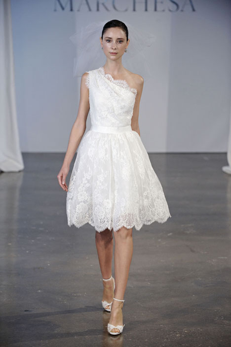 B90900 Wedding Dress by Marchesa for Pronovias | The Dressfinder (the United States) B90900 Wedding Dress by Marchesa for Pronovias | The Dressfinder (the United States)