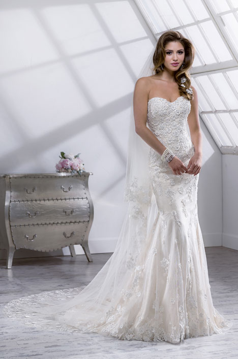 Paula Wedding Dress By Sottero And Midgley The Dressfinder Canada