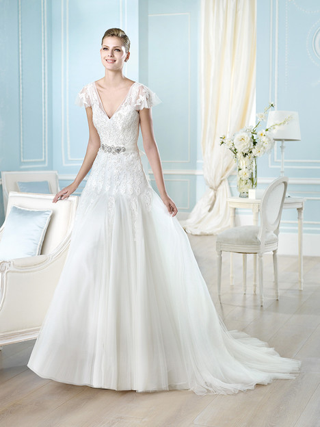 Haldis Wedding Dress By St Patrick The Dressfinder Canada