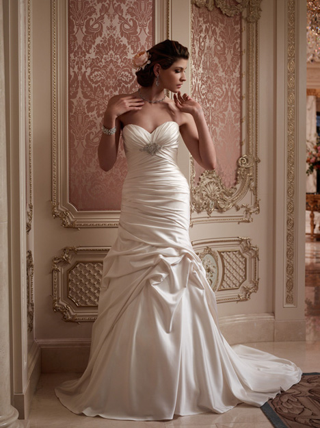  #2086 gown from the 2012 Casablanca Bridal collection, as seen on dressfinder.ca