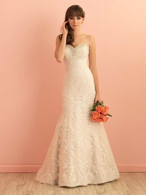  #2850 gown from the 2015 Allure Romance collection, as seen on dressfinder.ca