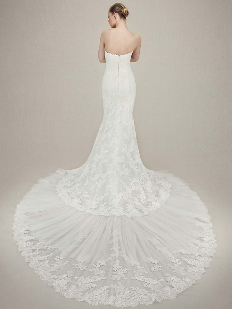 Khloe 2 Wedding Dress By Enzoani The Dressfinder Canada