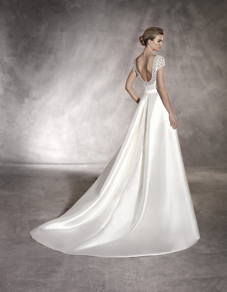 Pronovias melanie sale