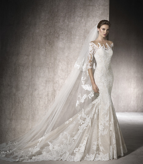 Maite Wedding Dress by St. Patrick | The Dressfinder (Canada)