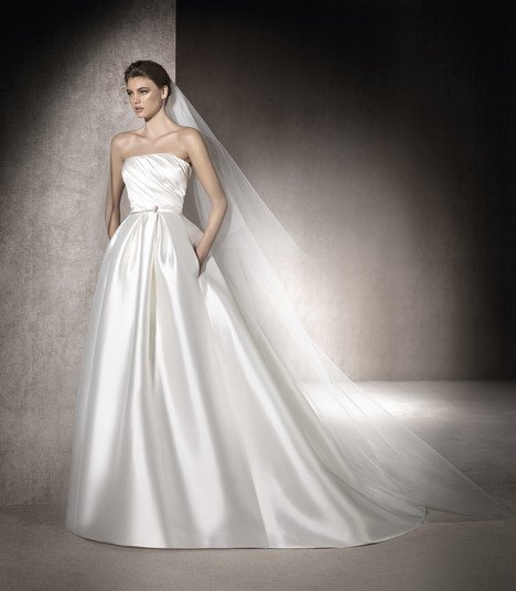 Montana Wedding Dress By St Patrick The Dressfinder Canada