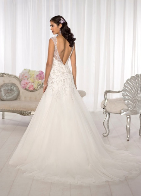  #D1625 gown from the 2016 Essense of Australia collection, as seen on dressfinder.ca