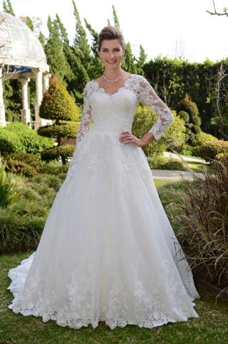Garden wedding gown 2018 hotsell