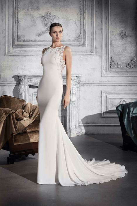 796 Wedding Dress By Demetrios Bride The Dressfinder Canada