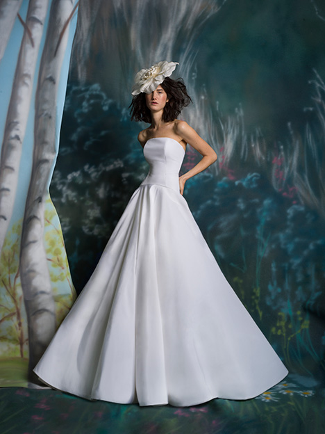 Bailey Wedding Dress By Isabelle Armstrong The Dressfinder Canada