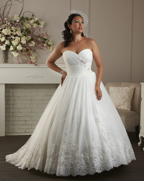 1400 Wedding Dress by Bonny Unforgettable