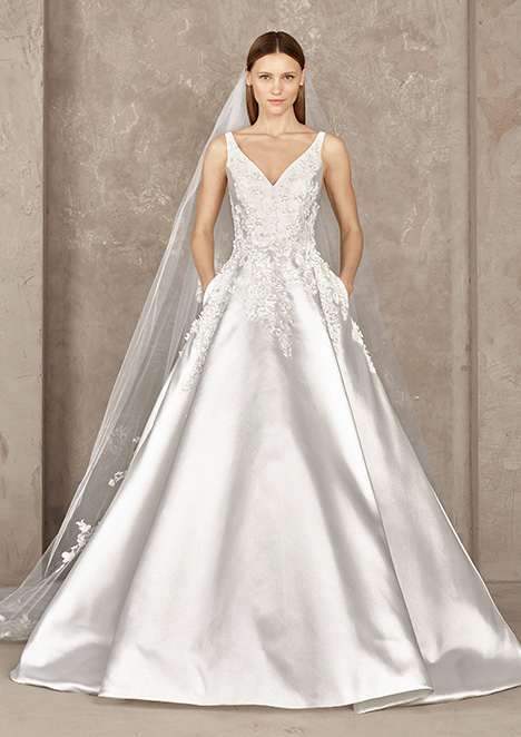 YOSTER Wedding Dress by Pronovias Privee The Dressfinder the US Canada
