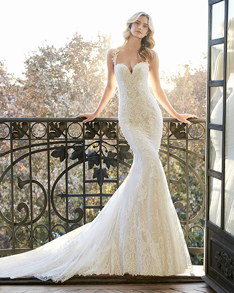 Elves Wedding Dress By Aire Barcelona Bridal The Dressfinder