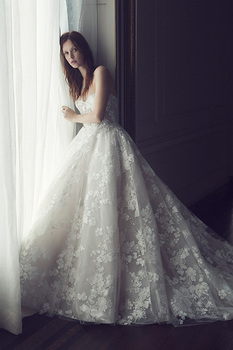 Monique lhuillier strapless wedding dress deals