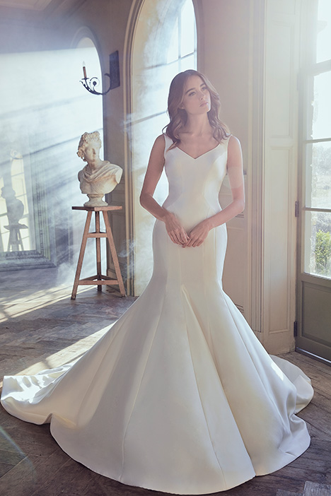 Olga Wedding Dress By Sareh Nouri The Dressfinder Canada