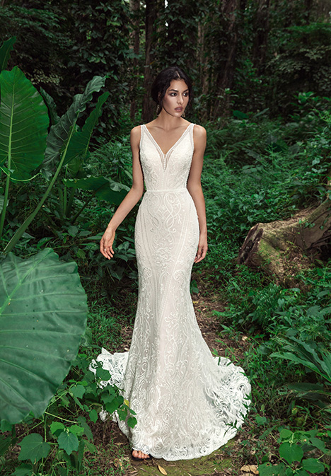 Poe (901500336) Wedding Dress by Chic Nostalgia | The Dressfinder (Canada)