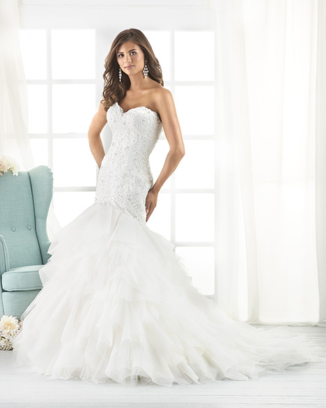 817 Wedding Dress by Bonny Bridal | The Dressfinder (Canada) 817 Wedding Dress by Bonny Bridal | The Dressfinder (Canada)